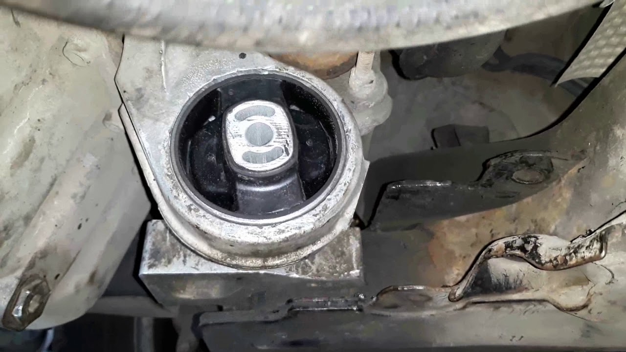 Citroen Xsara Picasso 2.0 hdi wymiana poduszki dolnej silnika