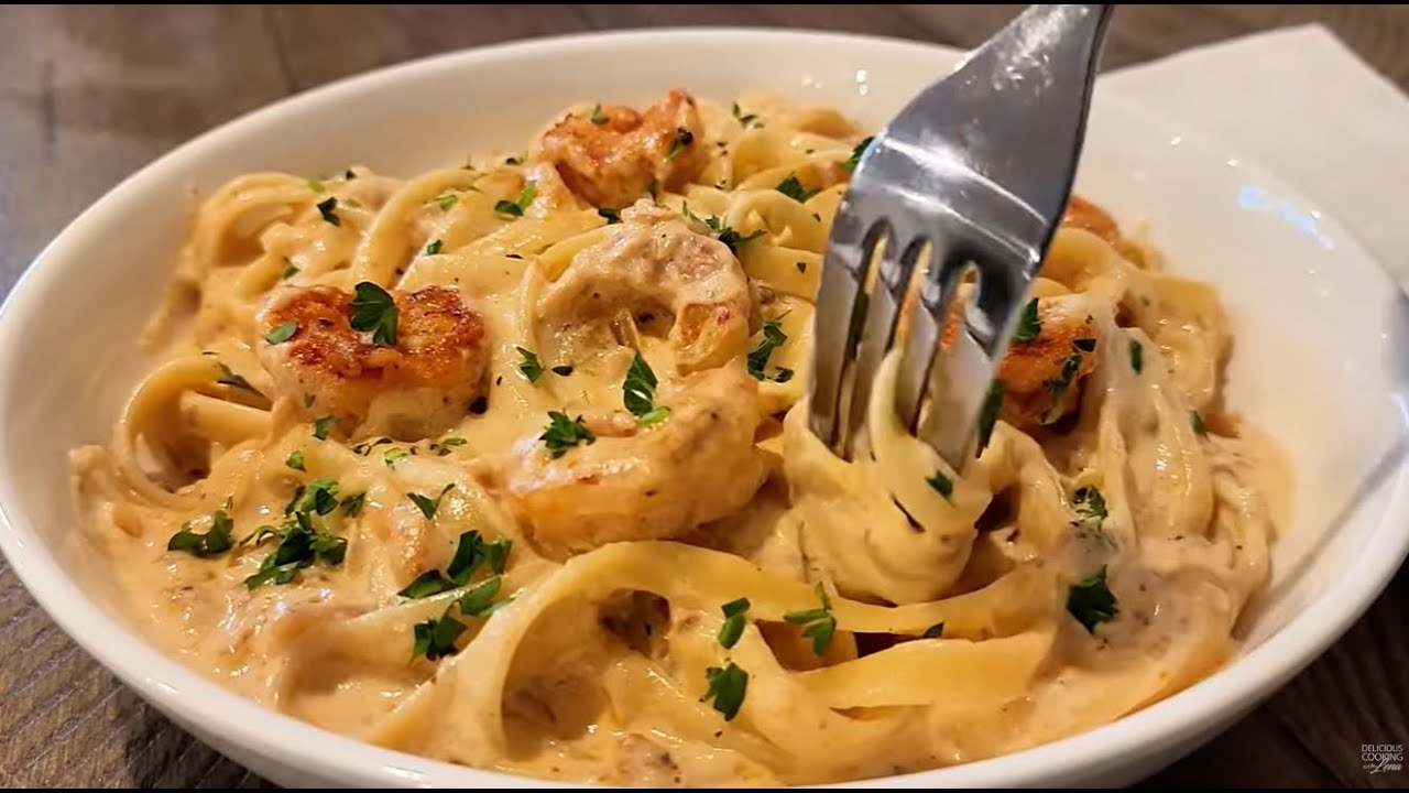 СЛИВОЧНАЯ паста с креветками Альфредо с изюминкой Рецепт! Вкусно и готово за 30 минут!