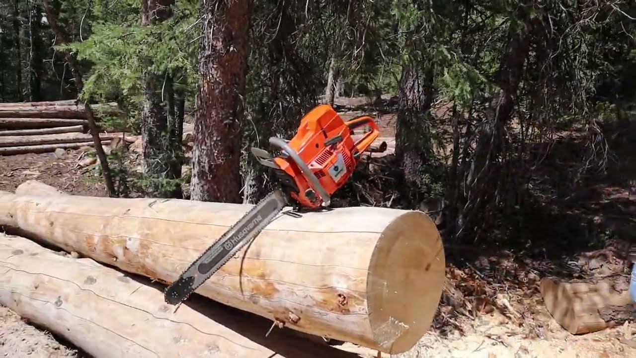 Первые резы для бензопилы Farmertec holzfforma Husqvarna 395 XP Copy Clone
