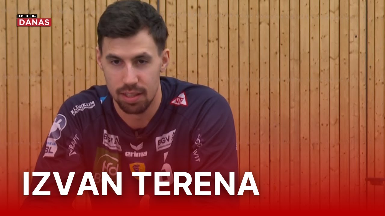 Izvan Terena s Ivanom Martinovićem koji suigrače časti burekom | RTL Danas