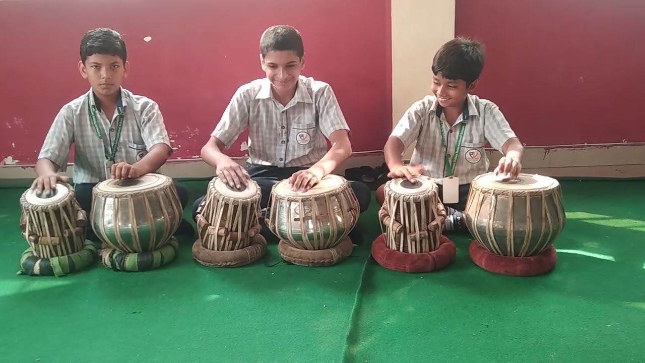 Tin taal kaide tihayi by anil kumar's students#Anil kumar tabla player