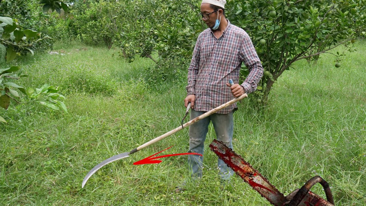 MAKING A SCYTHE AND LEARN TO USE IT FOR THE FIRST TIME