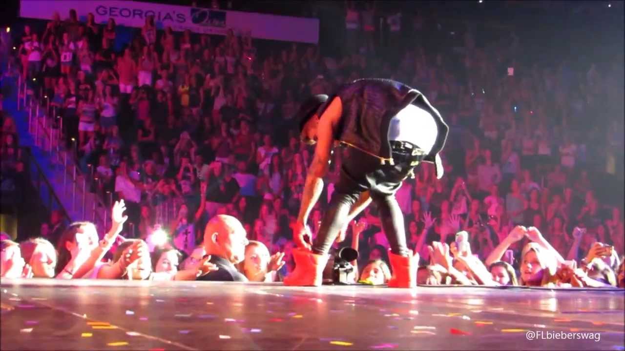 Justin Bieber Out Of Town Girl clip - Atlanta