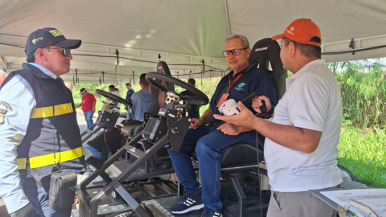 CON SIMULADOR VIRTUAL SE BUSCA CONCIENTIZAR A CONDUCTORES PARA PREVENIR ACCIDENTALIDAD