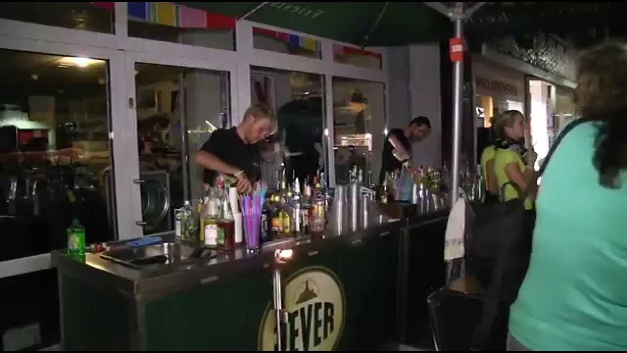 40. Altstadtfest in Jever - - - - - - 1. Abend u. a. Partyturm