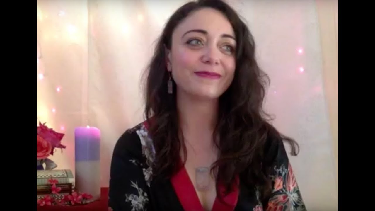 Aquarius May 2018 - COMMUNING WITH SOUL MATES