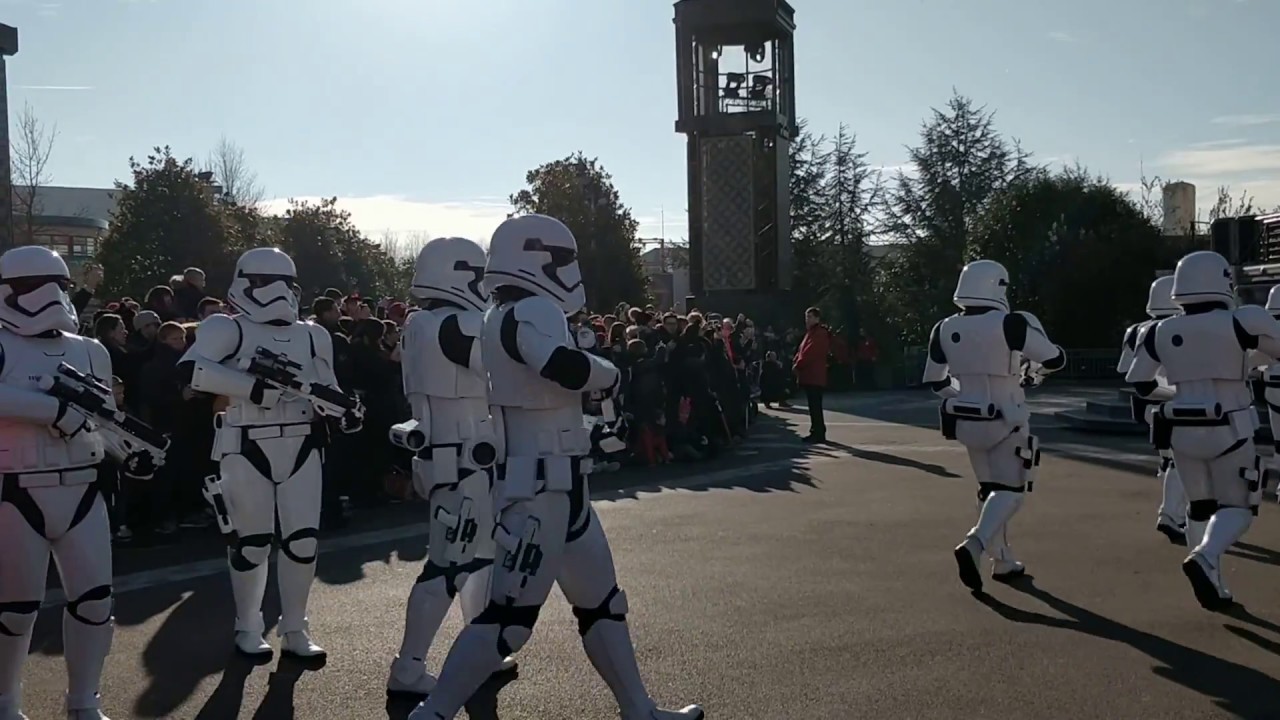 [HD] La Marche du Premier Ordre - Disneyland Paris