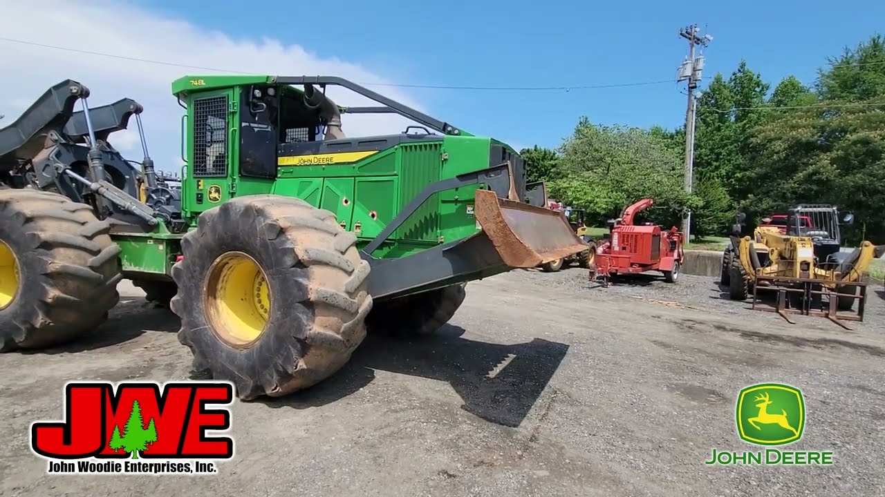 8757 John Deere 748L Skidder