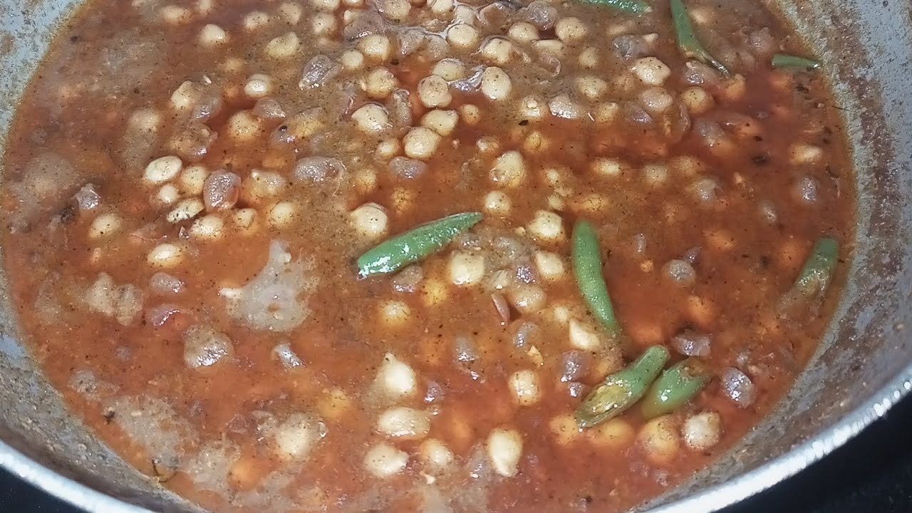 Lahori Chane Recipe 😍 | Street Style Spicy Chole | Easy & Tasty #Lahorichane #cholerecipe #winter