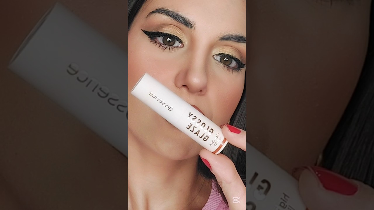 NEW Essence Glossy Glaze ✨️✨️😍 #essence #makeup #lipcombo