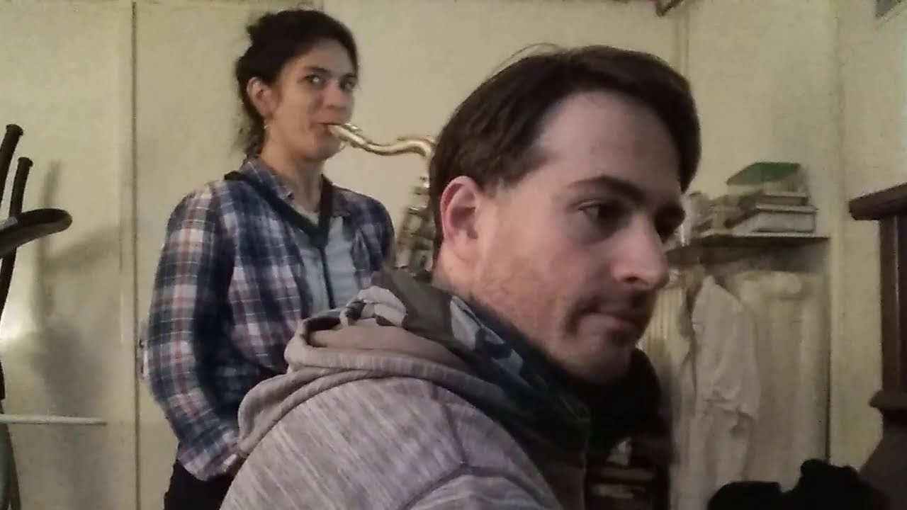 Sara Hoffer & Darvas Kristóf - Hej a titkos egyetem (feldolgozás)