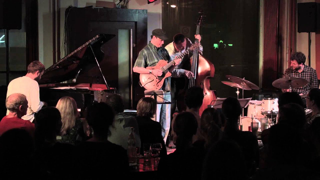 Roman Ott & Kurt Rosenwinkel -  Blues (Live @ B-flat Berlin 10.10.2014)