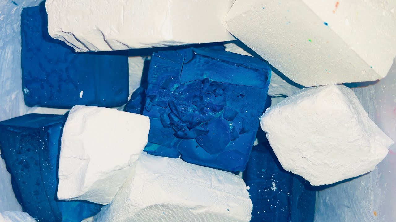 EXTREMELY CRUNCHY Blue & White Chalk Crush 💙🤍 | Super Satisfying ASMR