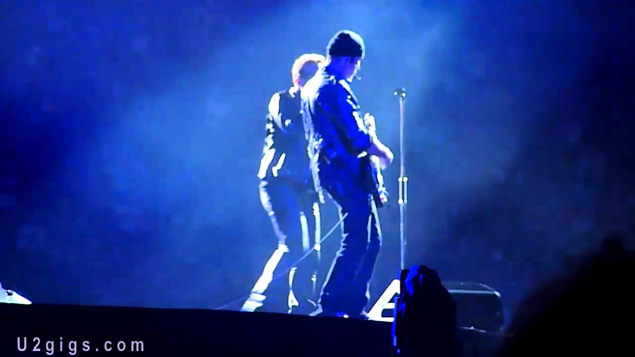 U2 Brussels 2010-09-22 North Star - u2gigs.com