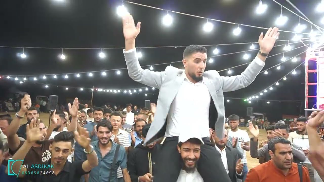 أفراح أهالي منبج قريةالطوال بني عصيدالعريس عبدالكريم البركومع الفنانين حسين أبورسول ومصطفى ابوالفوز1