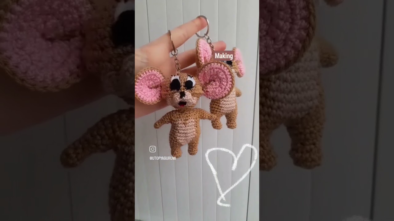 Jerry Making 😉#crochet #keychain #yarn #crochet #follow #shorts #shortvideo #short #follow #keşfet
