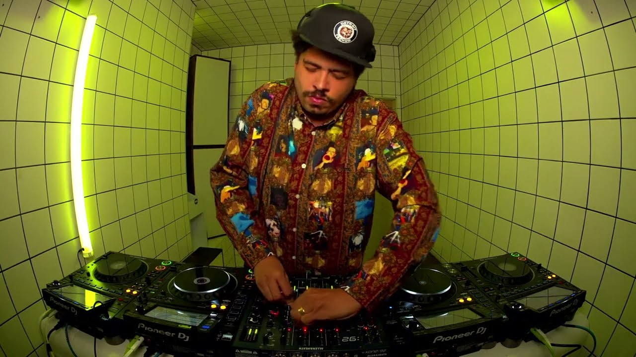 Home Again - Seth Troxler | HÖR - October 12 / 2023