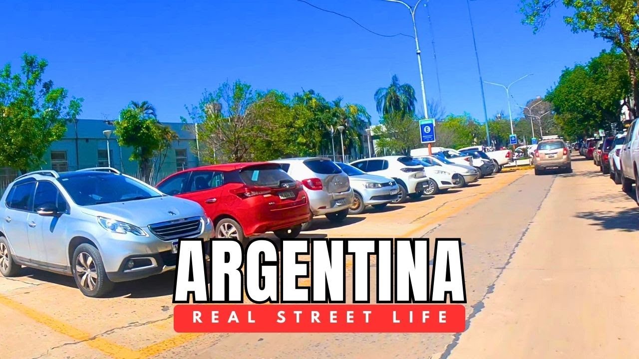 🚴 City Cycling Adventure: Avenida Italia, Resistencia 🇦🇷!