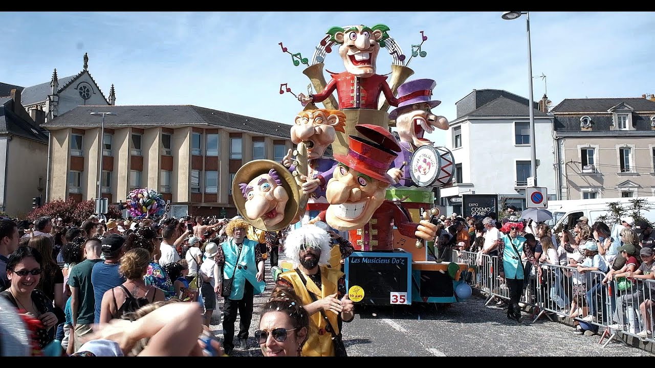 Cholet Carnaval 2024 1-Le défilé