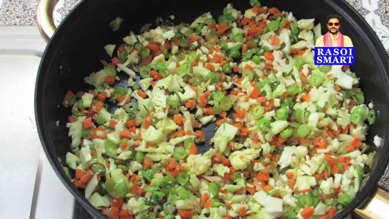 Vegetable Tawa Biryani / Pulao - Favorite Mumbai street food.