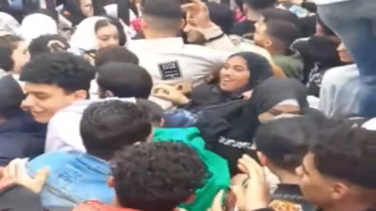 شاهد مالم تشاهدة بالكواليس 📹 أصعب وأسوء تنظيم حفل 🎵 حفلة احمد سعد بجامعة عين شمس 🎺🥁