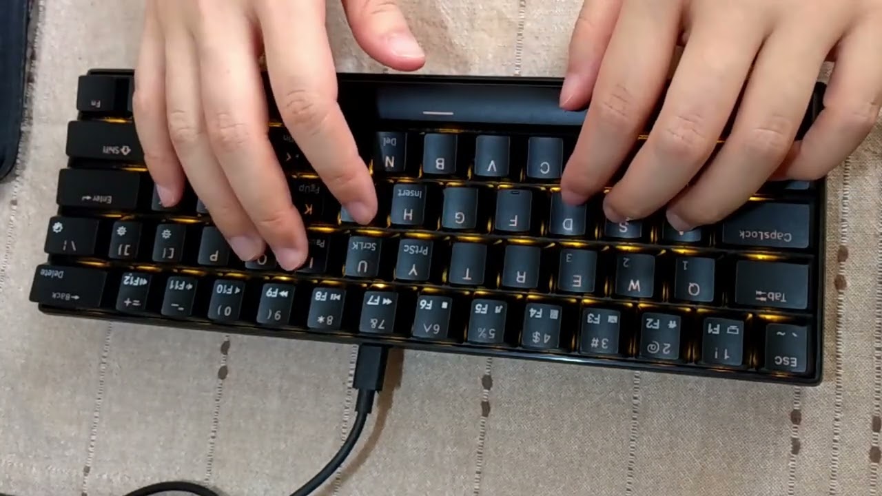 茶軸キーボードで無言作業②