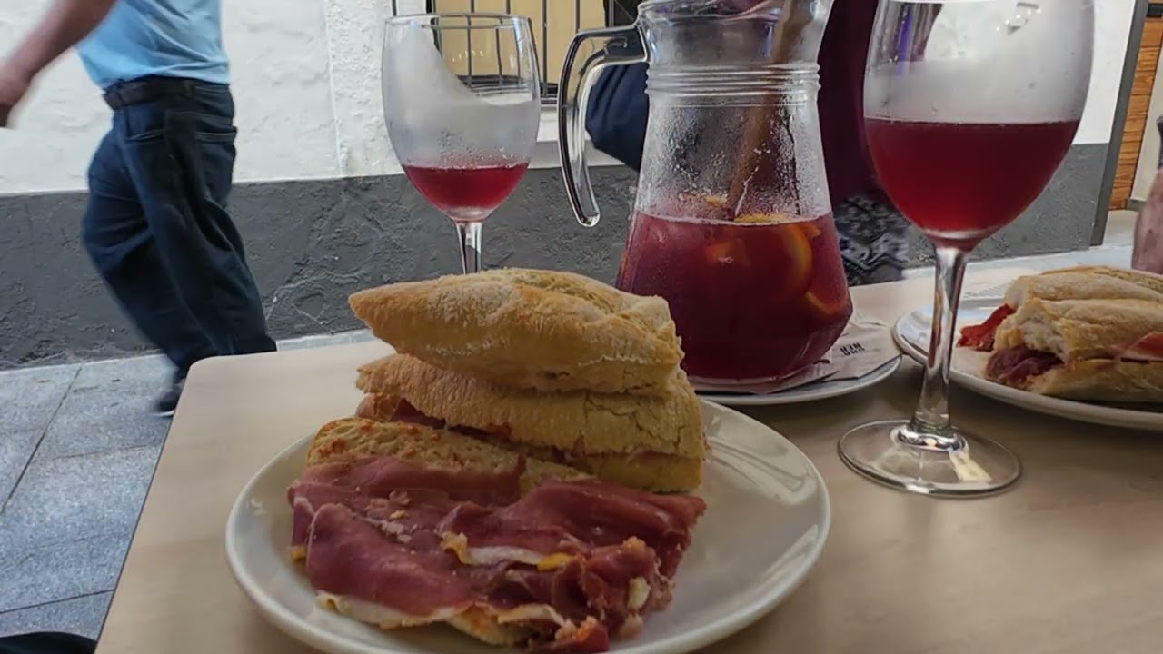 Calella – a feast for the senses. People, streets, food.