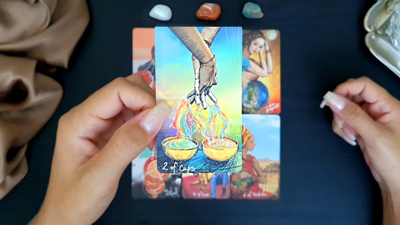 🔴 O QUE ELE(A) SENTE POR VOCÊ HOJE? | Tarot Responde