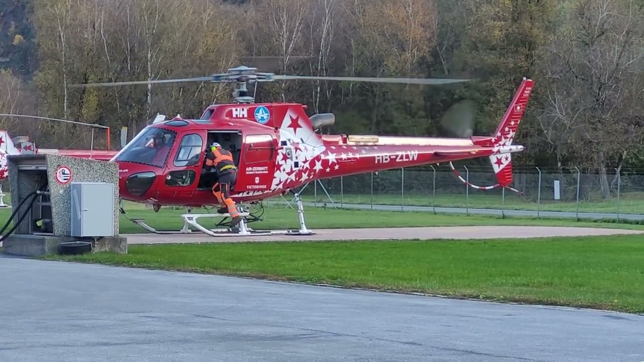 AS350B3E (H125) HB-ZLW Landing,fuel stop ,and then Takeoff at Raron on the 17.11.2024