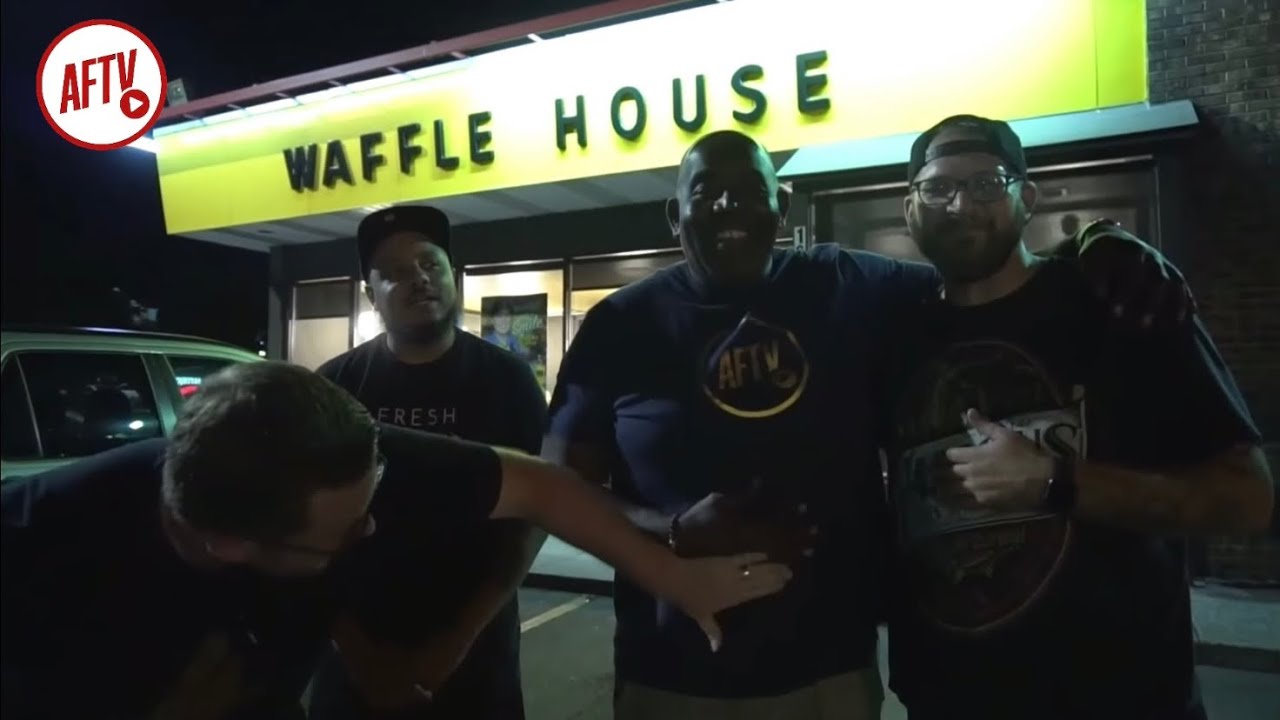 Don Robbie gets violated