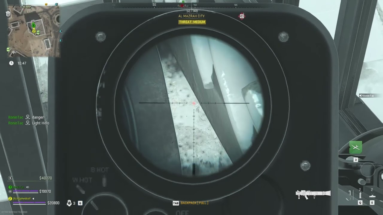 DMZ : FLIGHT RISK