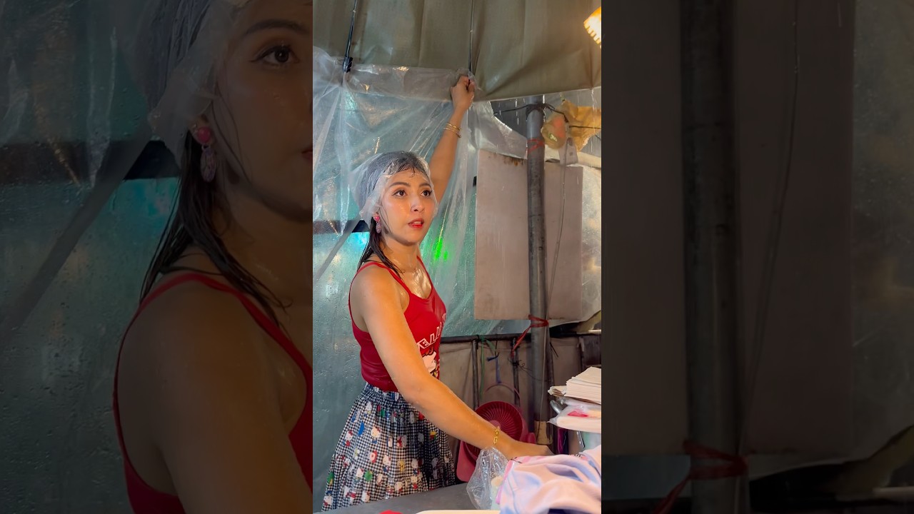 Even if it rains or the sky cries, I will never give up. - Thai Street Food #shorts