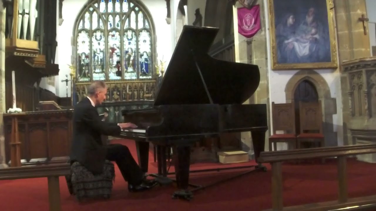 Chopin, Waltz in C-sharp minor Op. 64/2 played by Julian Hellaby (paulprocopolois)