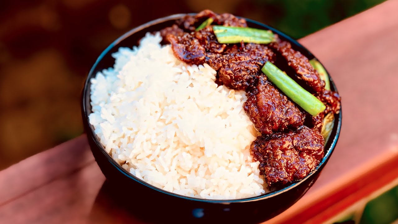 How to Make Mongolian Beef (PF Chang's Copycat) [Quarantine Edition] | Vegas Vixen in the Kitchen