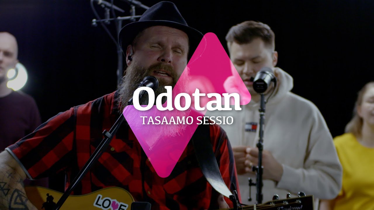 Odotan (feat. Olli Helenius)