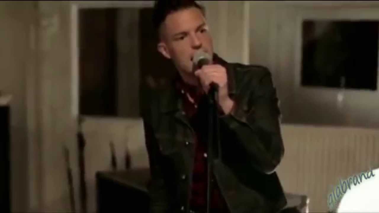 BRANDON FLOWERS - BETTE DAVIS EYES