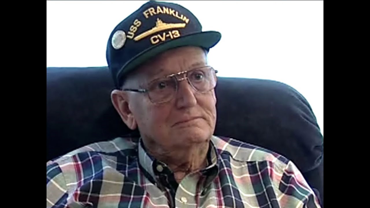 NVHA – YN Billy Dennard – Navy –USS Franklin - WW II – 04-0020