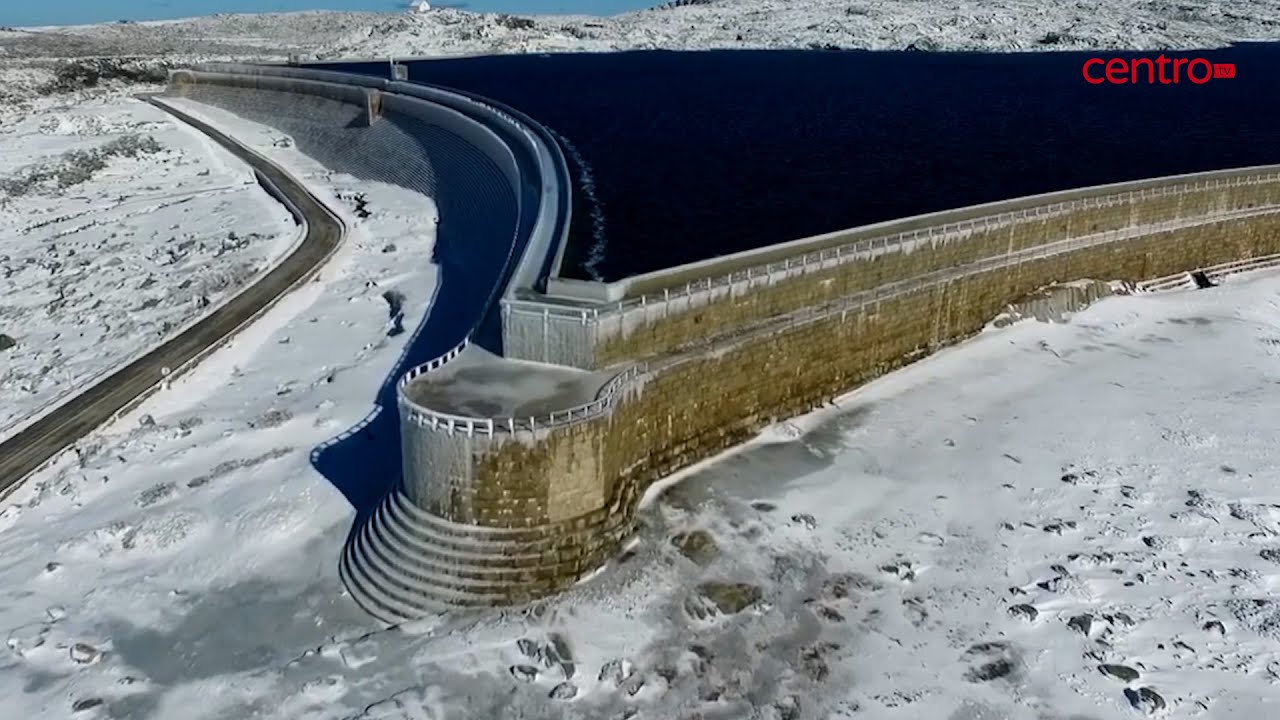 Serra da Estrela novamente branca de neve