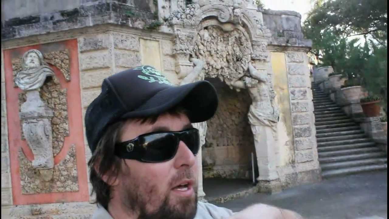 Ace Ventura Pet Detective - Hunting Down The Filming Locations