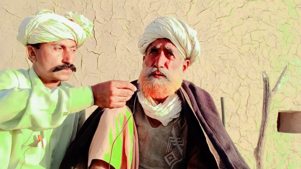 Hath Ka Hunar Aur Ont K Bare Me Maloomat