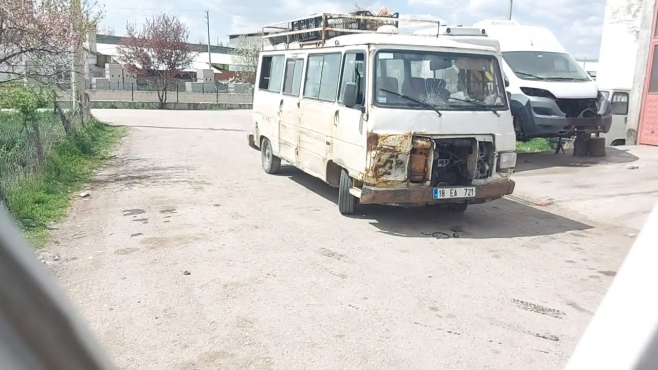 Efsane peugeot tedavi olmaya gelmiş, &ouml;lmemek i&ccedil;in direniyor, pejo j9 cenneti