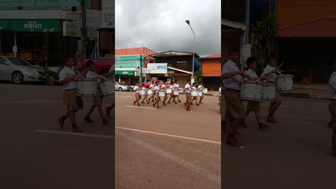 เดินพาเหรดโรงเรียนพัฒนาศรีผดุง