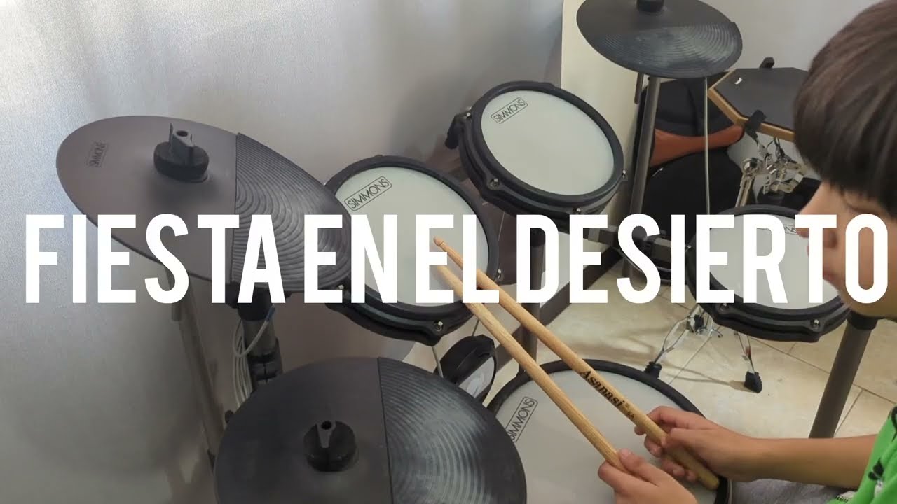 Tocando fiesta en el desierto drumers 