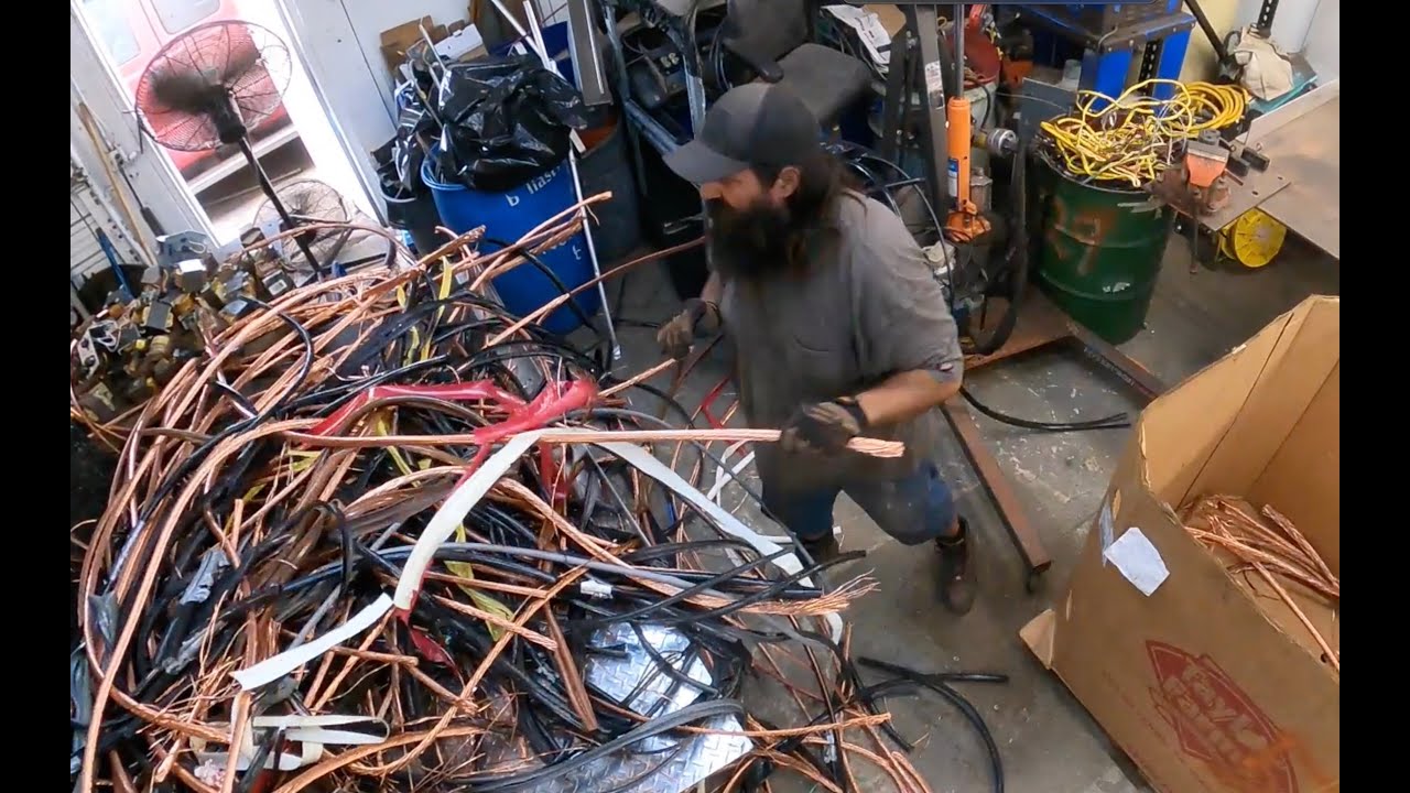Stripping Big Copper Wire With The Copper King.