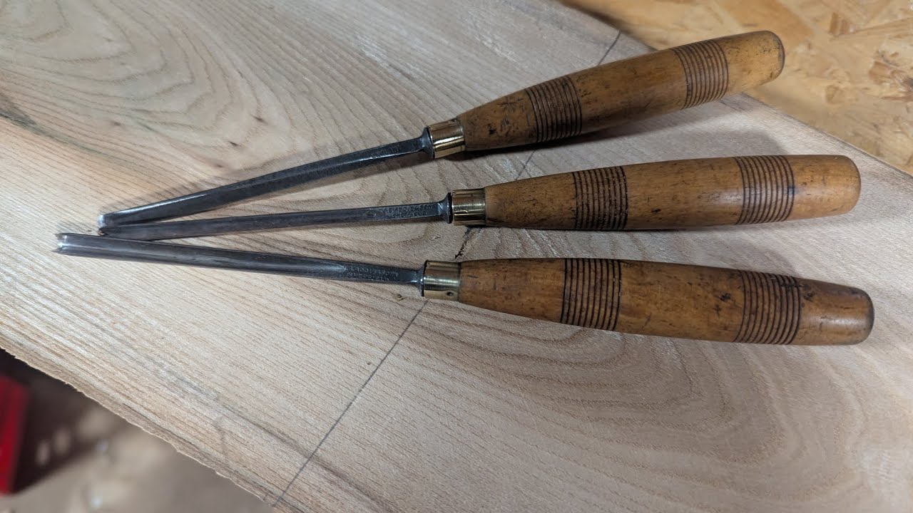 Sharpening vintage carving chisels and blethers on bonfire night.