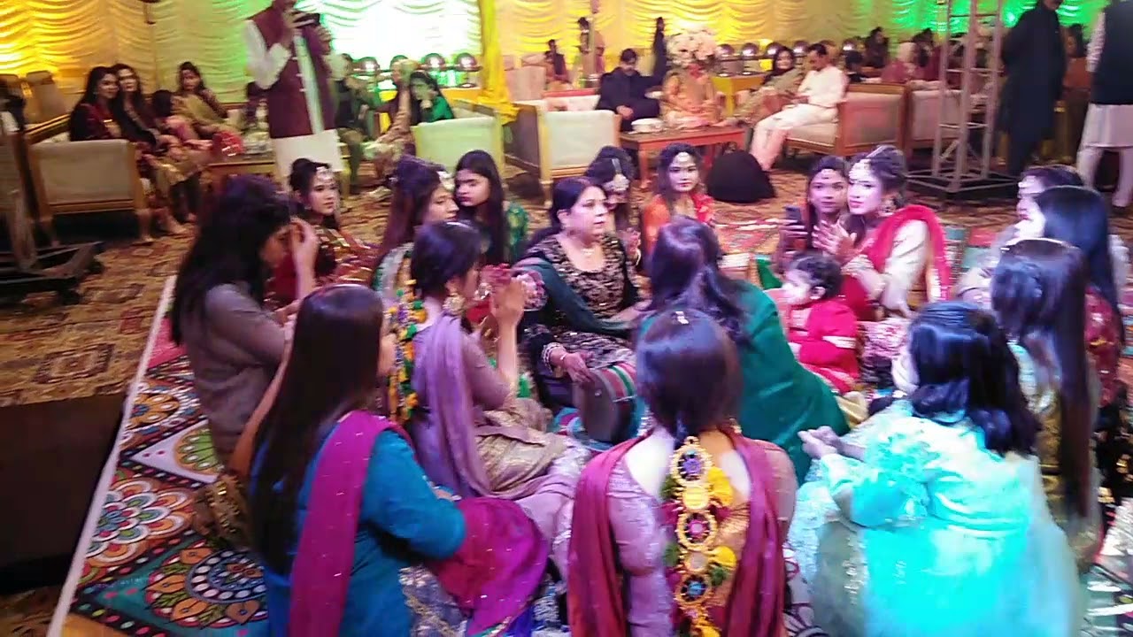 wedding ceremony mehndi Dholki