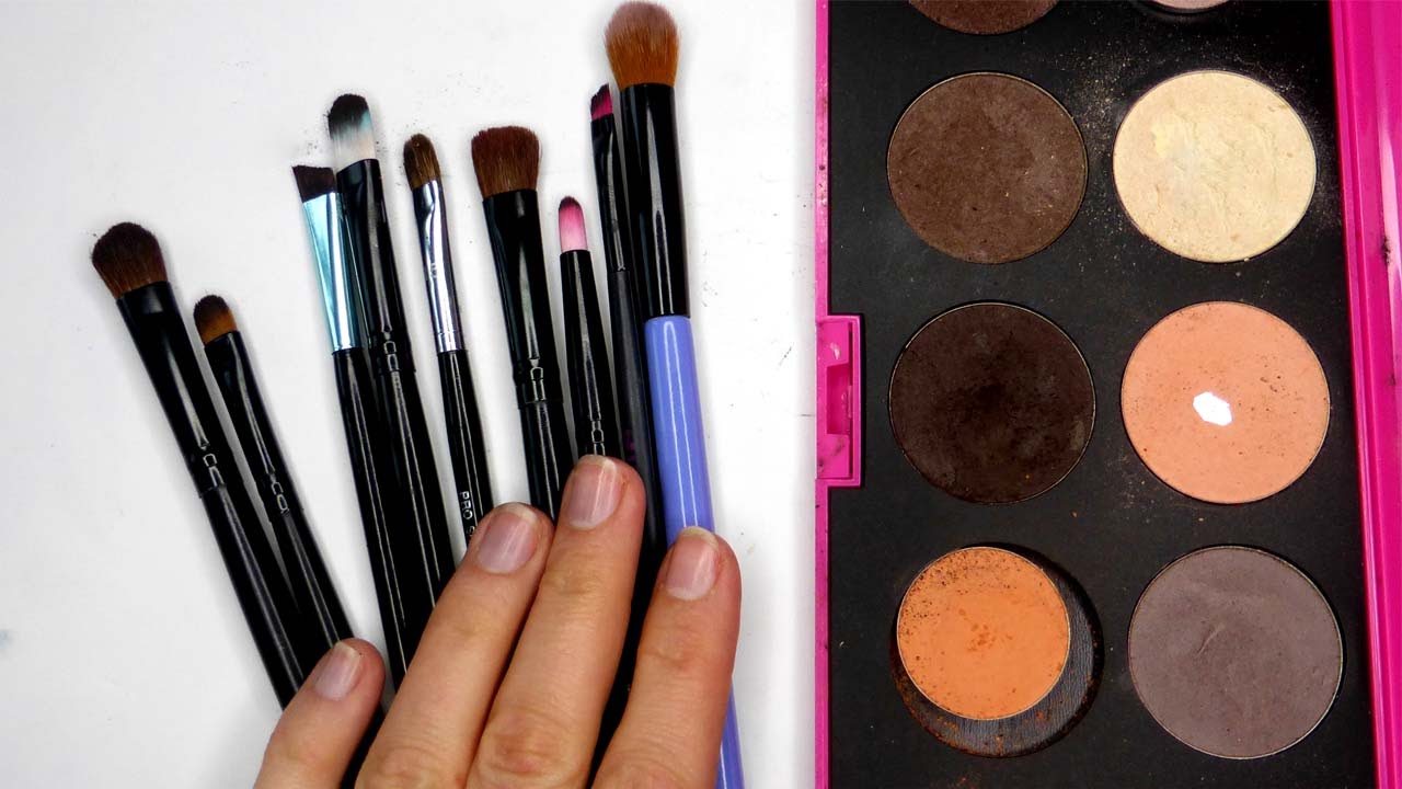Tutti i trucchi #1 per sfumare gli ombretti ed utilizzare i pennelli make up