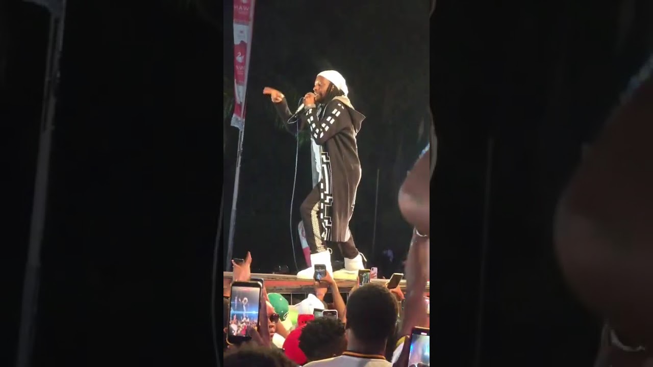 Winky D endorsed Ngwere Diki live on stage #zimbabwe #winkydonline