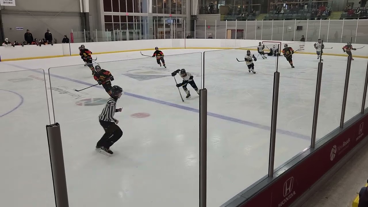 January 30th - Dunsmuir Tournament - Game 1 - OWGK vs Porcupine - Period 2