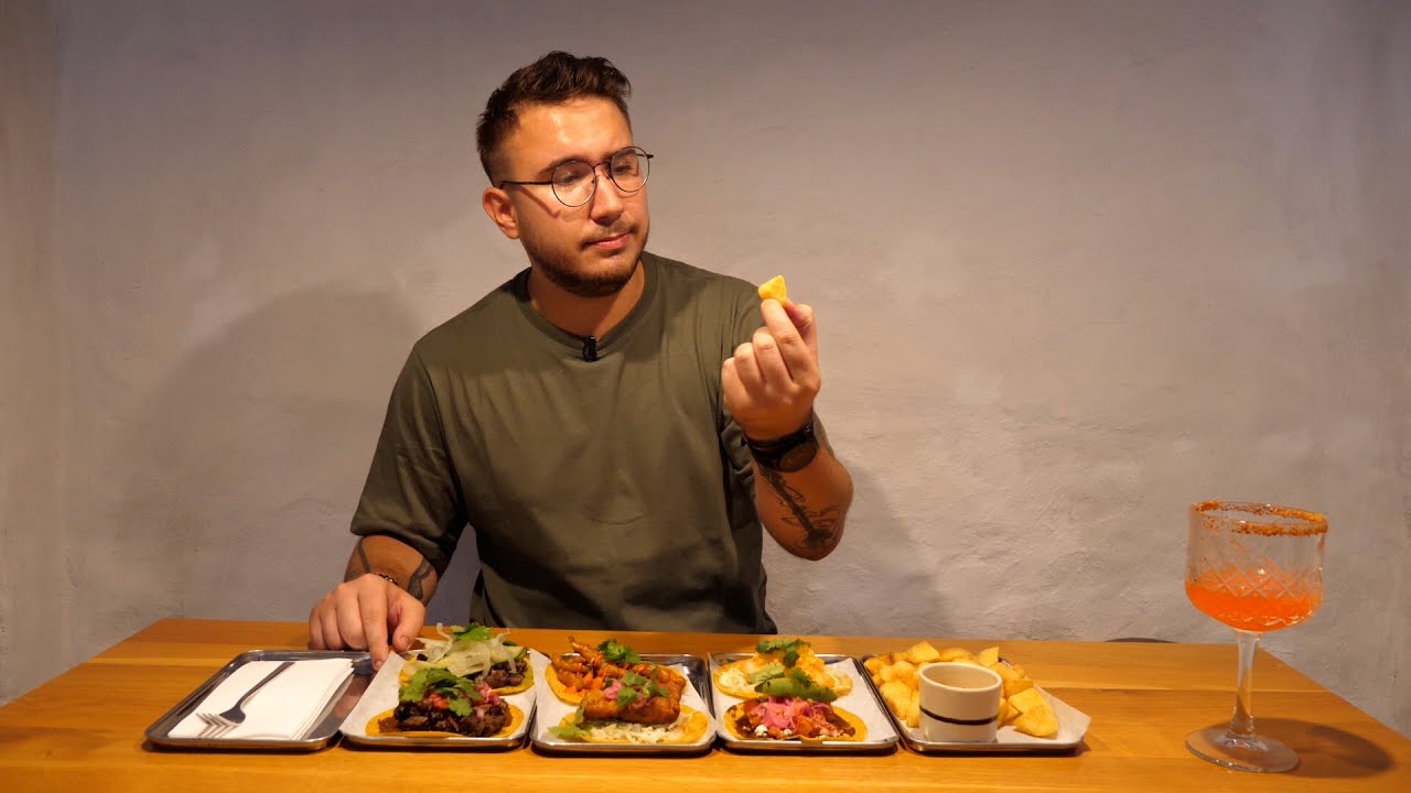 Degustăm cu Denis tacos la M.A.T., restaurant unde se găsesc ăi mai faini tacos din București